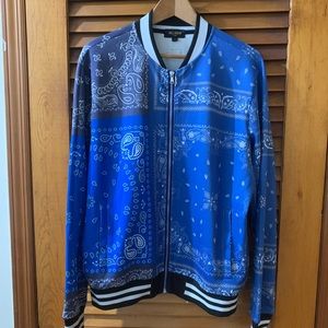 Well Known Men’s track suit